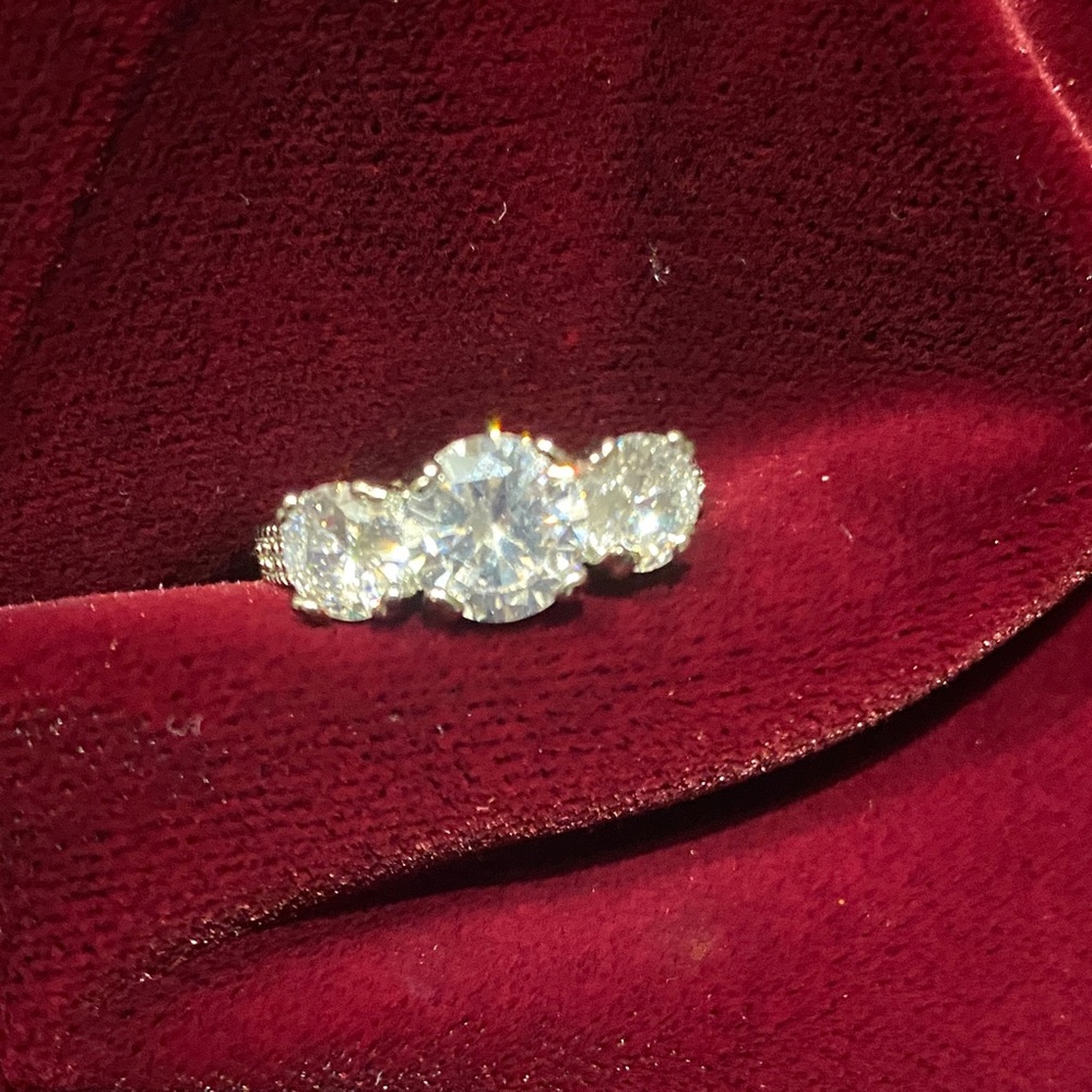 Three-Stone Clear Crystal Women's Ring - Silver